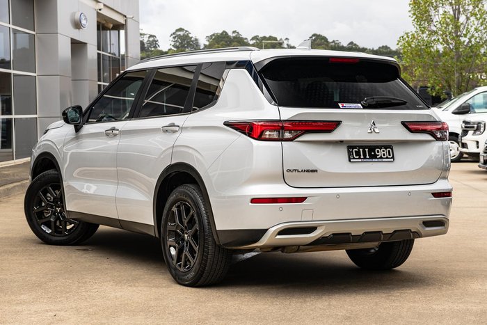 2022 Mitsubishi Outlander LS ZM MY23 AWD White