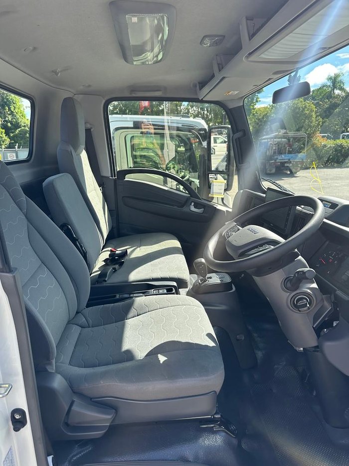 2025 Isuzu N Series NQR 88/80-190 AM D38