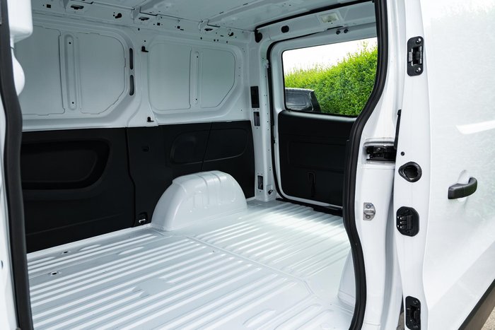 2025 Renault Trafic Pro X82 MY25 Glacier White