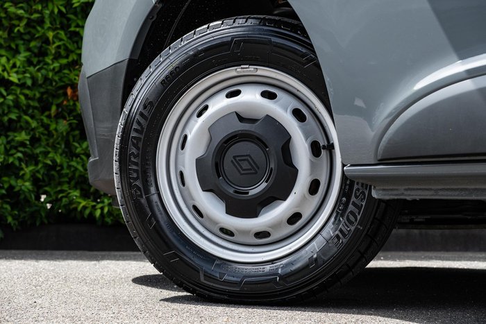 2025 Renault Trafic Pro X82 MY25 Urban Grey