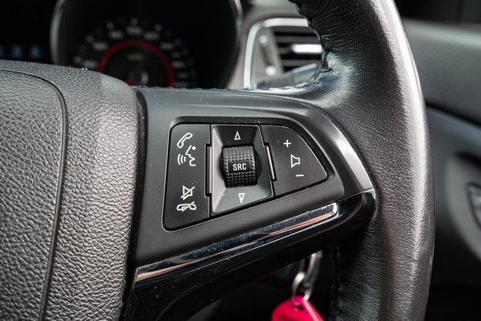 2015 Holden Commodore SV6 VF MY15 Heron White