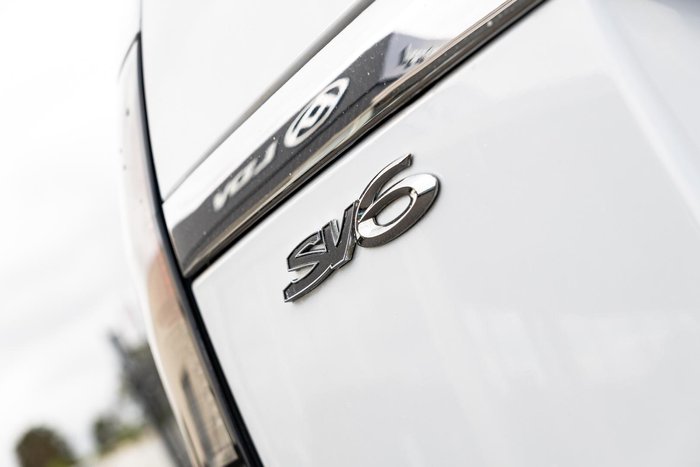 2015 Holden Commodore SV6 VF MY15 Heron White