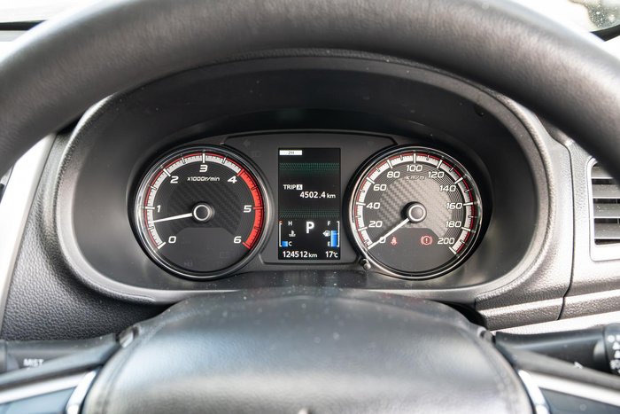 2022 Mitsubishi Triton GLX+