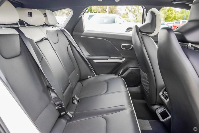 2025 Kia K4 GT-Line CL4m MY26 Honeycomb