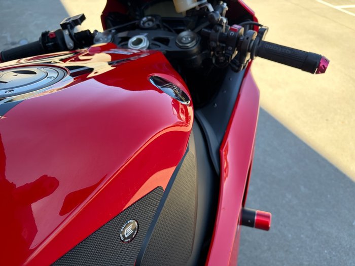 2015 Honda CBR1000RR (FIREBLADE) Red
