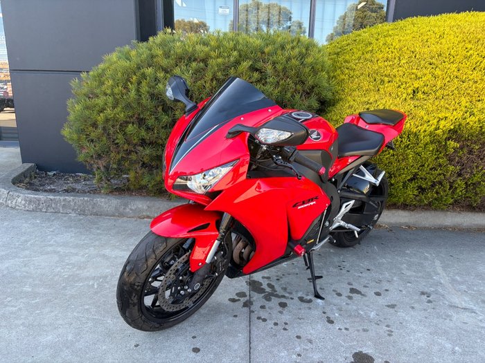 2015 Honda CBR1000RR (FIREBLADE) Red