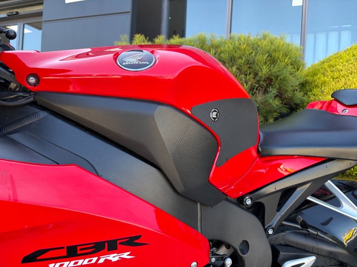 2015 Honda CBR1000RR (FIREBLADE) Red