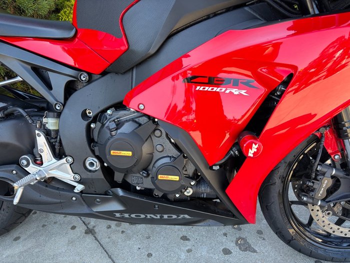 2015 Honda CBR1000RR (FIREBLADE) Red