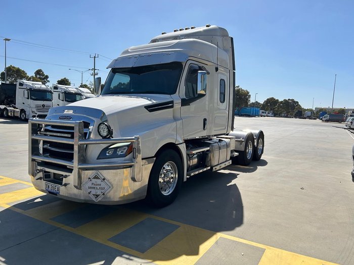 2022 Freightliner Cascadia 126 WHITE