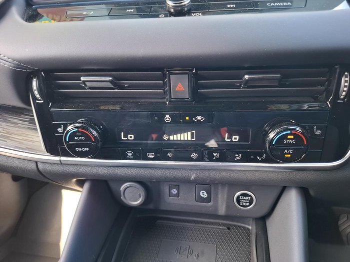 2023 Nissan QASHQAI Ti J12 MY23 Ivory Pearl with Pearl Black Roof