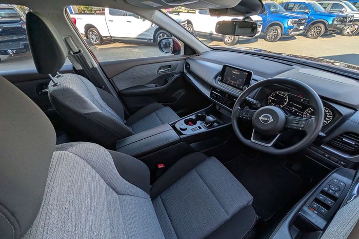 2022 Nissan X-TRAIL ST