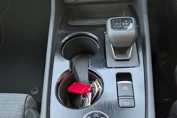 2022 Nissan X-TRAIL ST