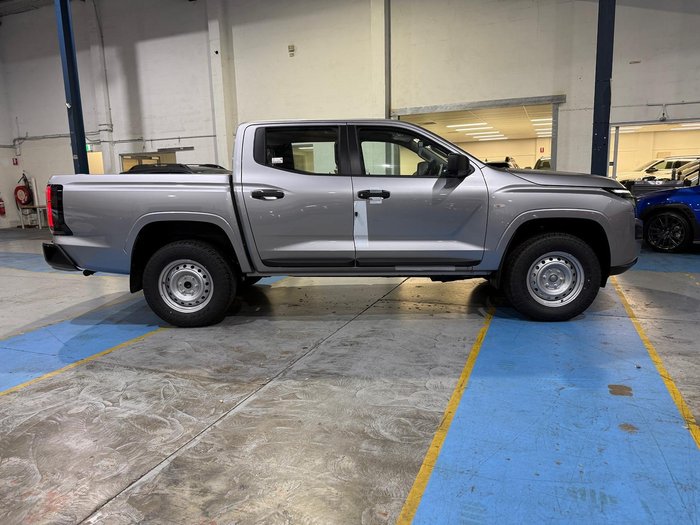 2026 Nissan Navara SL