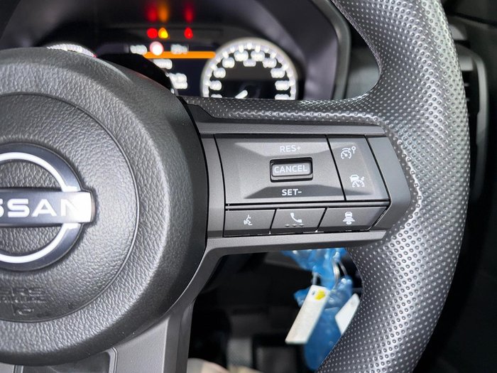 2026 Nissan Navara SL