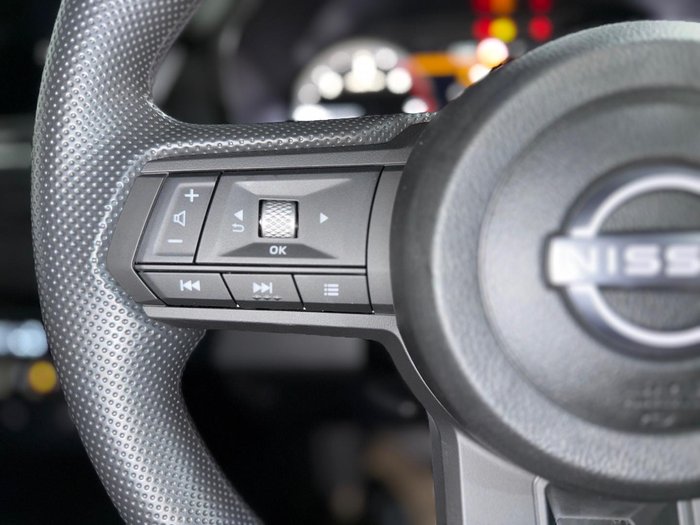 2026 Nissan Navara SL