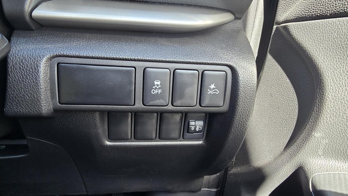 2023 Mitsubishi Eclipse Cross ES