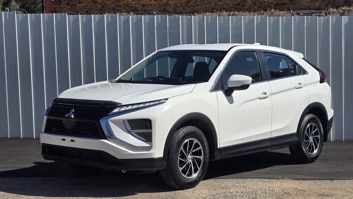 2023 Mitsubishi Eclipse Cross ES