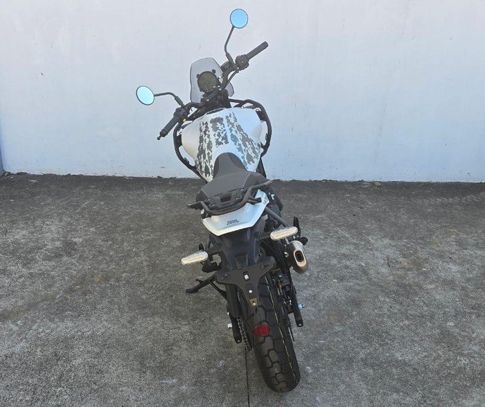 2026 Royal Enfield Himalayan 450 Himalayan White