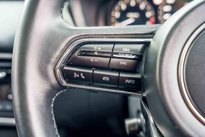 2025 Mazda CX-80 G40e Azami