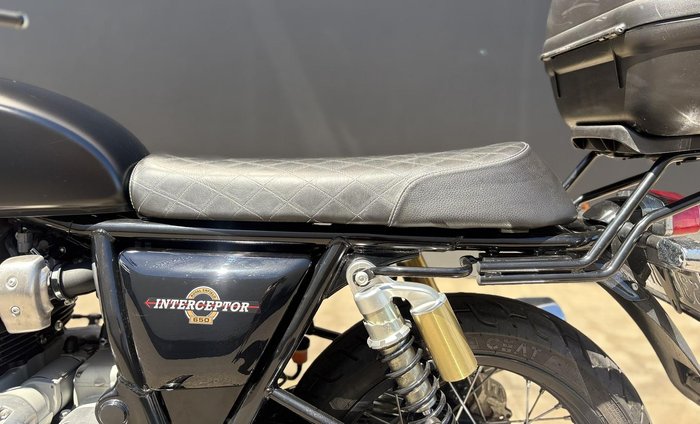 2022 Royal Enfield Interceptor 650 Custom 650 Twin Black