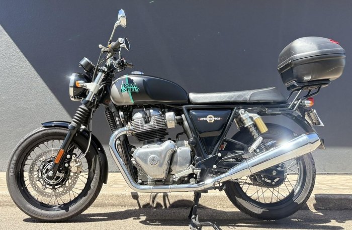 2022 Royal Enfield Interceptor 650 Custom 650 Twin Black