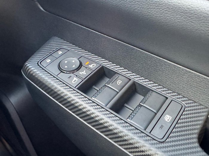 2026 Nissan Navara ST-X