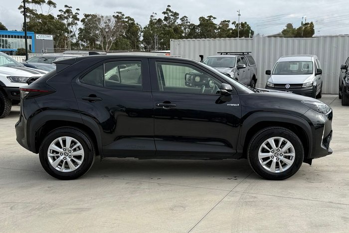 2023 Toyota Yaris Cross GX