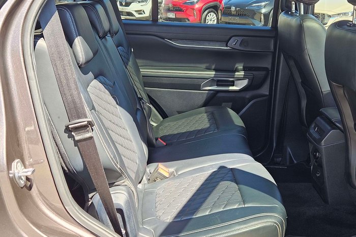 2024 Ford Everest Platinum