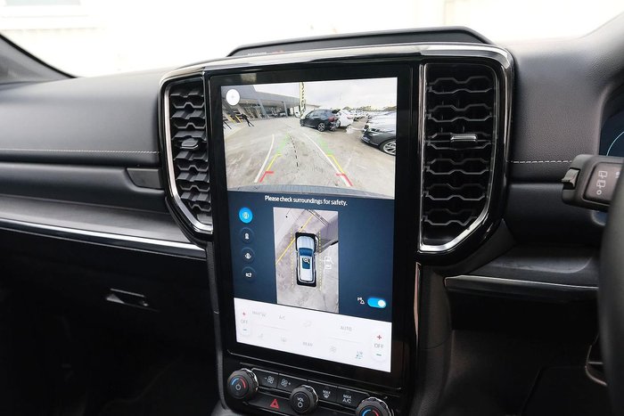 2024 Ford Everest Platinum