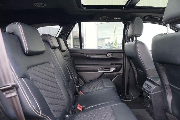 2024 Ford Everest Platinum