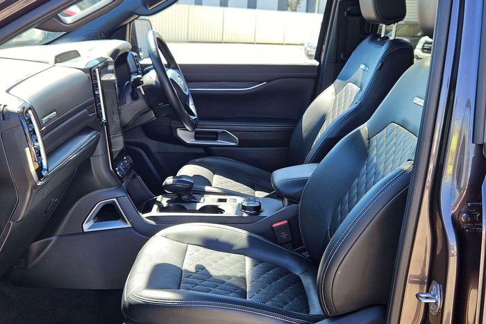 2024 Ford Everest Platinum