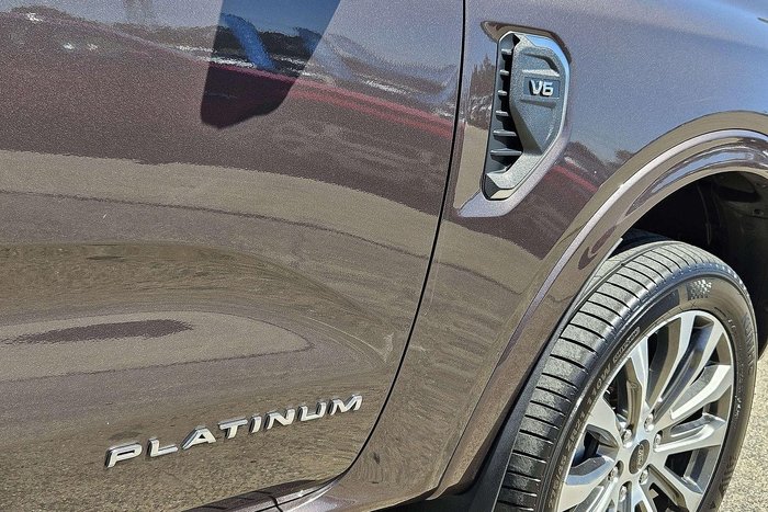 2024 Ford Everest Platinum