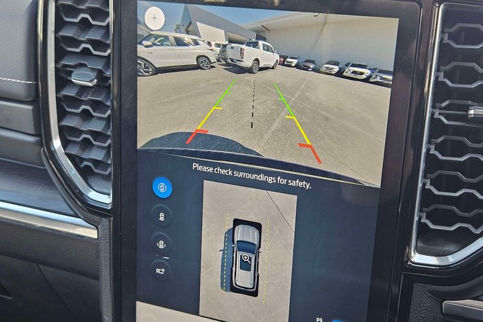 2024 Ford Everest Platinum