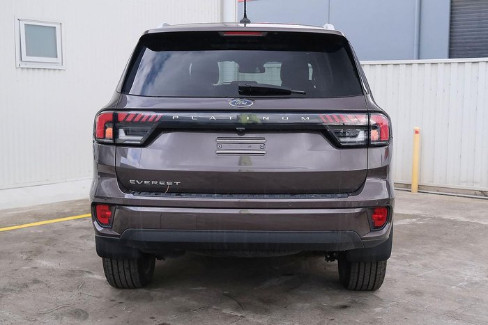 2024 Ford Everest Platinum
