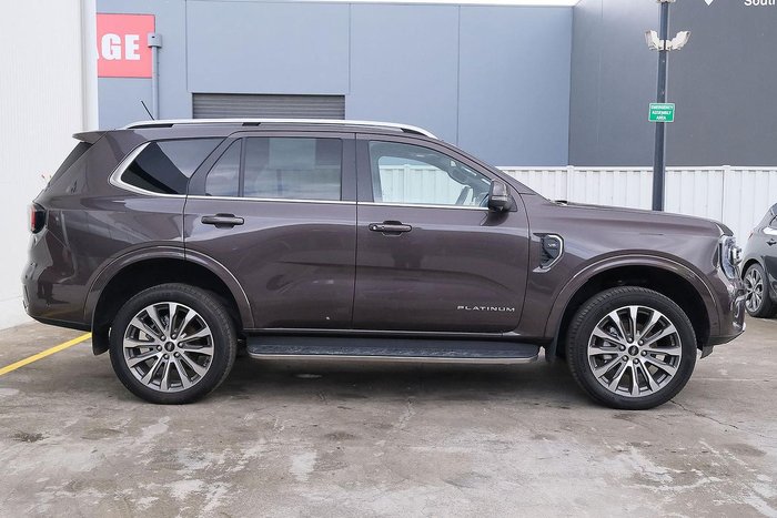 2024 Ford Everest Platinum