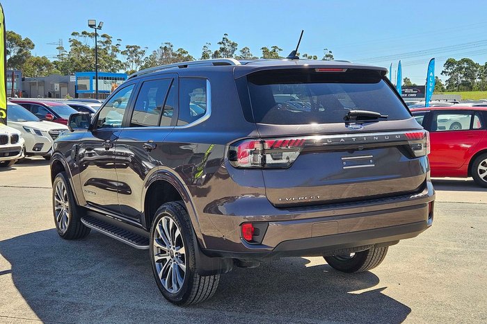 2024 Ford Everest Platinum