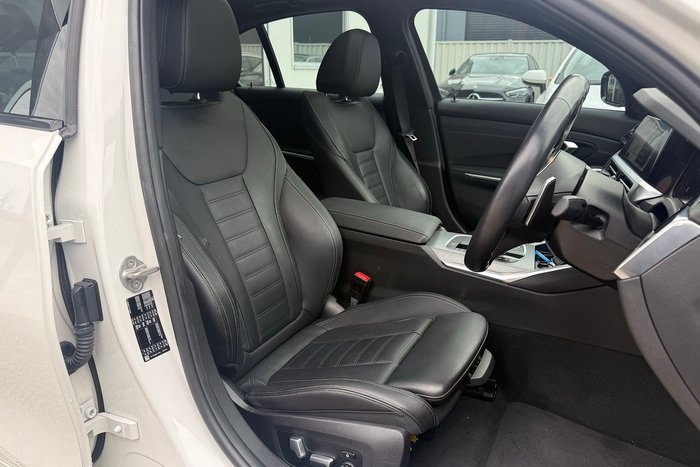 2021 BMW 3 Series 330i M Sport