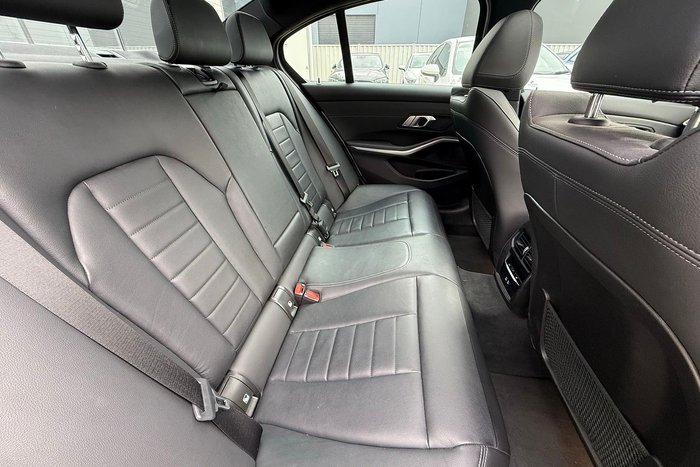 2021 BMW 3 Series 330i M Sport