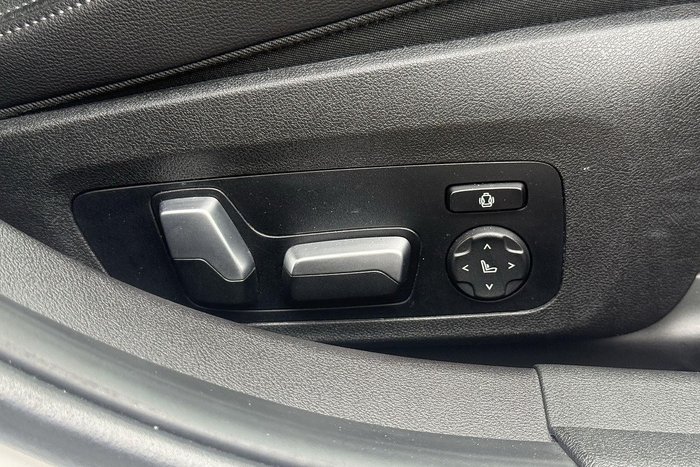 2021 BMW 3 Series 330i M Sport