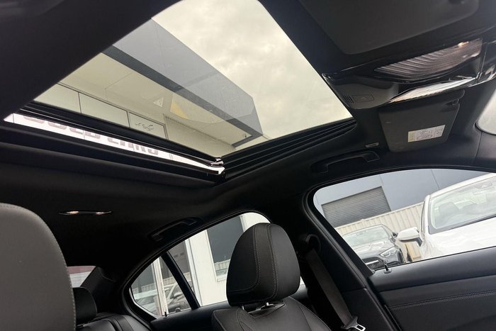 2021 BMW 3 Series 330i M Sport