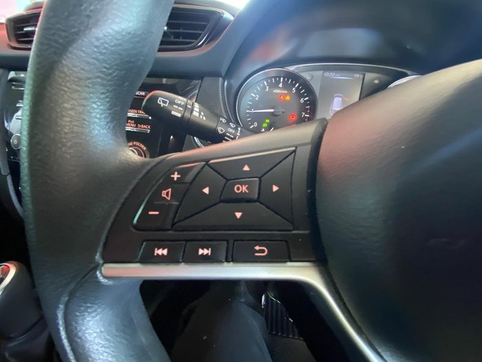 2020 Nissan X-TRAIL ST