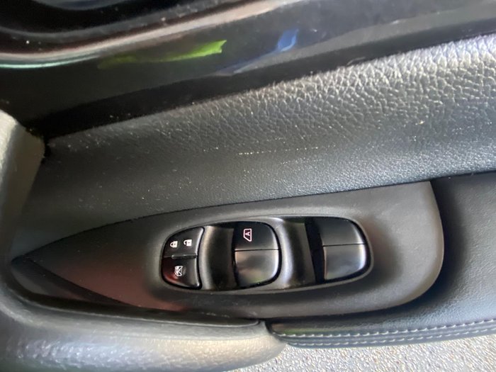 2020 Nissan X-TRAIL ST