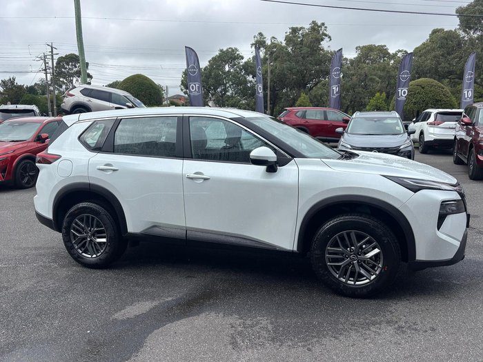 2026 Nissan X-TRAIL ST