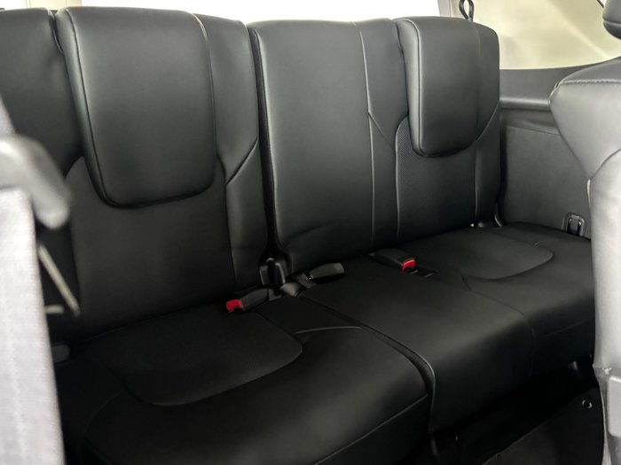 2026 Nissan Patrol Warrior Y62 MY26 4X4 Dual Range Black Obsidian