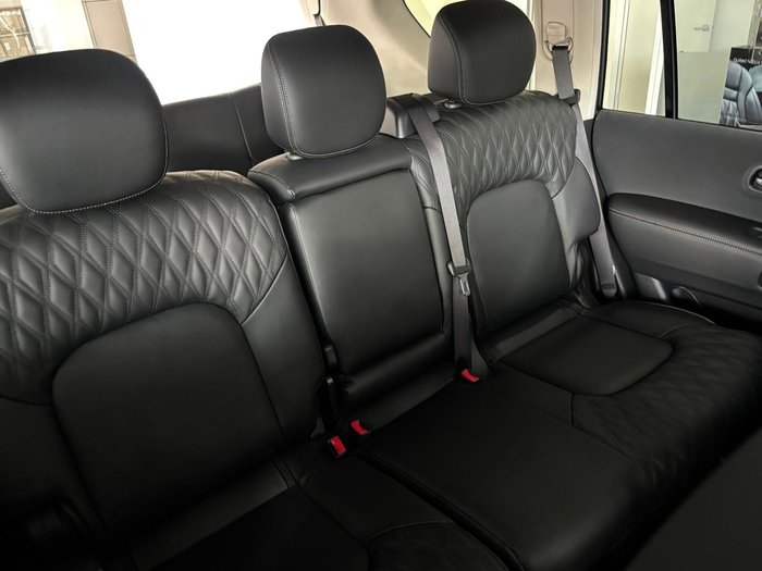 2026 Nissan Patrol Warrior Y62 MY26 4X4 Dual Range Black Obsidian