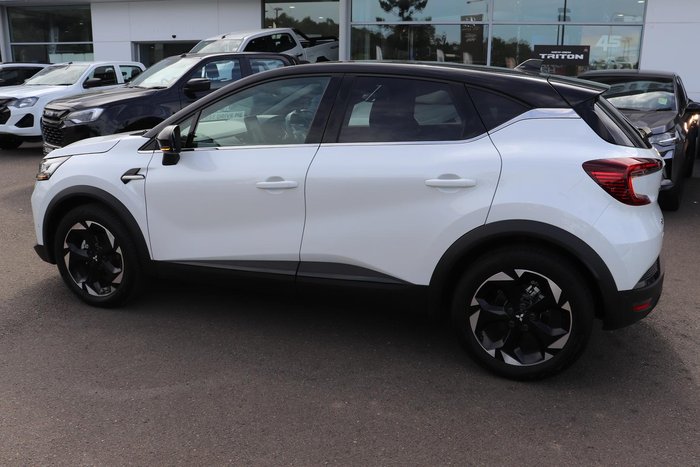 2025 Mitsubishi ASX Exceed