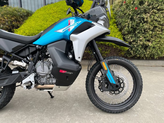 2025 CFMOTO MT-X