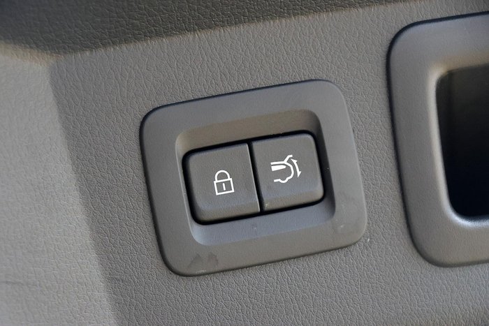 2025 Mazda CX-60 P50e Azami