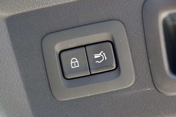 2025 Mazda CX-60 G40e Evolve