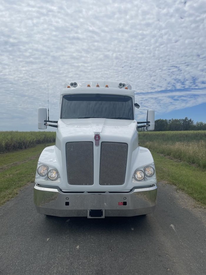 2025 Kenworth T410